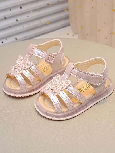 Dép xăng đan mùa hè cho bé gái, giày tập đi mềm mại chống trơn trượt, giày công chúa cho bé với họa tiết bướm.