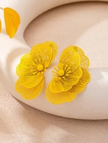 1 Pair Exaggerated Vintage Elegant Hollow Chip Flower Stud Earrings For Women, Suitable For Beach, Vacation, Party, Banquet And Daily Wear - Purple - View 14