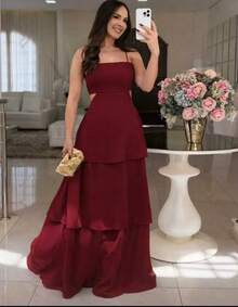 Long Chiffon Party Dress With Ruffles And Built-In Bra For Weddings, Graduations, Birthdays, And Summer Events. - Burdeos - Ver 1