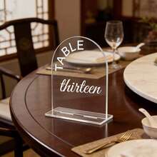 10 pièces Supports de numéros de table incurvés en acrylique transparent/noir/blanc avec supports, décoration de table de mariage, d'anniversaire et de dîner moderne et minimaliste, porte-cartes - Carte de siège C - Voir 15