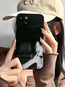 se toma una selfie divertida en blanco y negro.funda de teléfono Fundas compatibles con ,Apple,VIVO,OPPO,,, y Honor.Fabricadas en silicona TPU,ofrecen protección contra golpes y caídas. - Negro - Ver 1