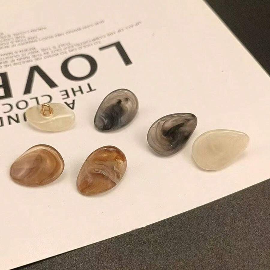 Cúc áo bằng nhựa hình dạng bất thường, cúc áo giả đá cẩm thạch cho áo len, áo khoác cardigan, cúc áo màu be và cà phê được chế tác thủ công. - 10 chiếc màu ngẫu nhiên - Xem 1