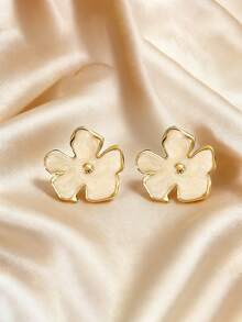 1 par de pendientes asimétricos de flor de cinco pétalos de acero inoxidable, disponibles en 6 colores, de moda única y versátil, adecuados para viajes de verano y uso diario, regalo del Día de la Madre - flores - Ver 6
