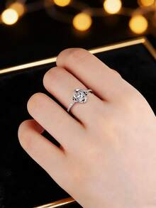 Anillo de diamante de trébol de plata de ley 925, diseño único de alta gama, regalo de joyería de plata versátil para la novia, propuesta - Blanco - Ver 3