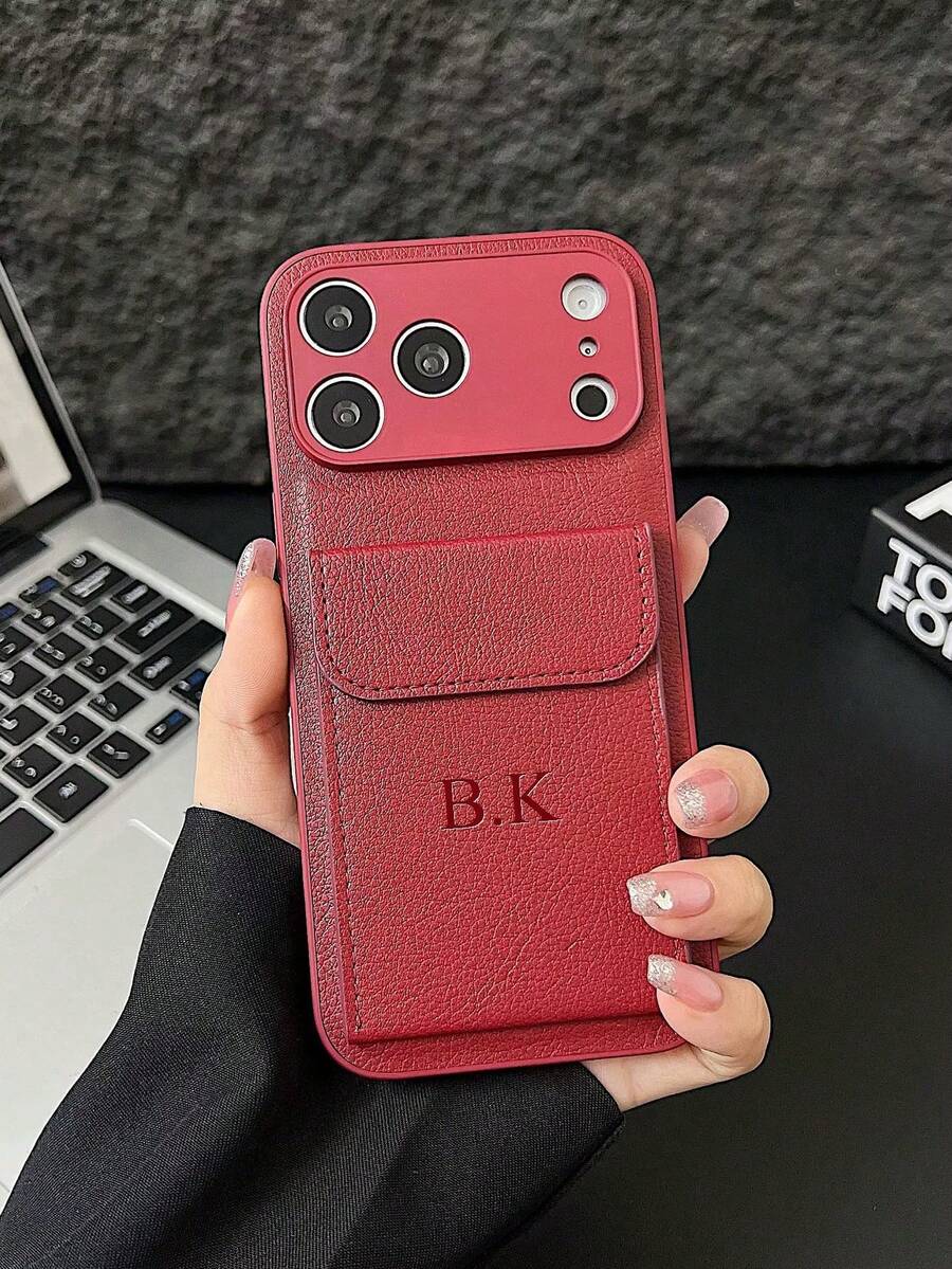 Husă de telefon personalizată cu textură Litchi de lux, cu litere în relief, cu suport pentru carduri, cu nume personalizat, minimalistă, anti-amprentă, anti-cădere, anti-șoc, pentru cupluri, cadou de Ziua Îndrăgostiților, cadou de ziua de naștere, cadou de sărbători, cadou pentru el/ea, cadou personalizat, produs personalizat, cadou personalizat pentru ei, cadou de aniversare, cadou de nuntă, cadou personalizat pentru părinți - Burgundia - Vizualizare 1