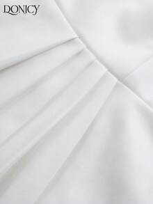 DONICY 女士纯白色V领无袖A字连衣裙，优雅百褶裙短款中长连衣裙，适合夏季春季日常穿着和约会 - 白色 - 查看 4