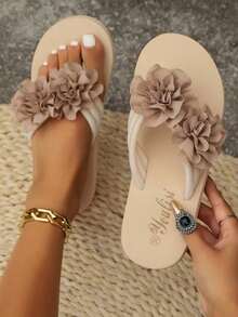 Summer New Thick-Soled Slippers, Lightweight And Comfortable Flip-Flops, Solid Color, Available In Large Sizes (36-45), Flower Beach Sandals - 卡其色 - 查看 10