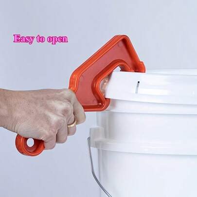 1 cái dụng cụ mở nắp thùng nhựa - Một dụng cụ nhẹ và bền được thiết kế để mở các thùng sơn 5 gallon, phù hợp cho cả gia đình và công nghiệp. Cấu trúc nhỏ gọn dễ cầm nắm, với thiết kế tay cầm thoải mái.