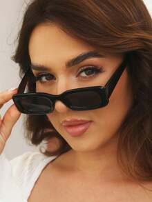 1pc Y2K Square Frame Cute Unisex Vintage Beach Fashion Eyeglasses For Summer Beach Vacation,Outdoor,Travel - Black - View 3