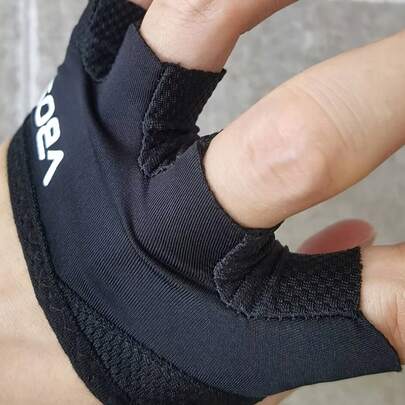 1 Pair Unisex Lightweight Four-Finger Sports Fitness Gloves, Suitable For Outdoor And Indoor Training, Men's Outdoor Sports Gloves, Anti-Slip And Callus Prevention, Sports Palm Protector