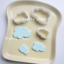 3pcs/Set Cloud Shaped Cookie Cutter Plastic Cake Mold Biscuit Stamp Fondant Sugarcraft Mold Kitchen Baking Decorating Tools - White - View 2