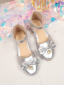 1双银色露趾高跟凉鞋，柔软绒面革材质，经典圆头粗跟设计，时尚、喜庆、可爱，适合日常、派对、度假等场合，2026春夏款 - 銀色 - 查看 3