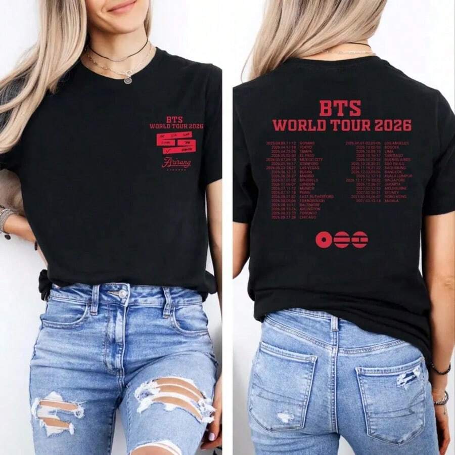 Bangtan World Tour 2026 Shirt, Bangtan Boys Comeback 2026 Tee, K-Pop Concert Merch Graphic, ARMY Fan Gift, Black Bangtan T-Shirt Crafted From Breathable 100% Cotton, Perfect For Infusing Nostalgic, Fun Vibes Into Your Outfits During Casual Gatherings, Music Events, Or Daily Wear. This Is A Men's Round-Neck Printed Short-Sleeve Casual Everyday T-Shirt. It Makes An Excellent Gift For Friends And Family. The 100% Cotton T-Shirt Features A Youthful And Fashionable Design, Suitable As Graphic Tees For Both Men And Women Ideal For Back-To-School Season, It Is A Loose And Comfortable Women's Top As Well. - 黑色 - 查看 1