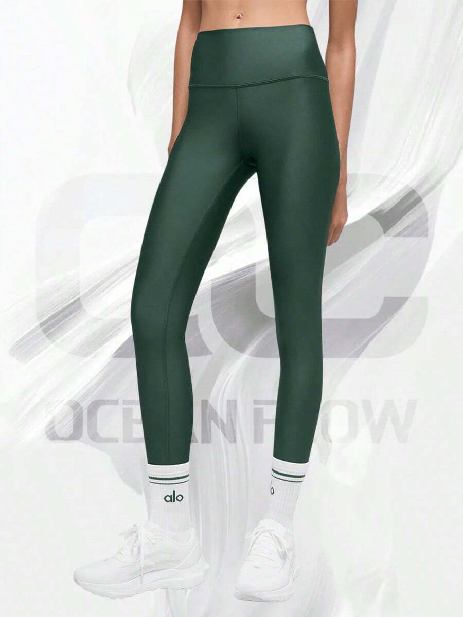 High-Waist Airlift Legging - Clover Green - View 1