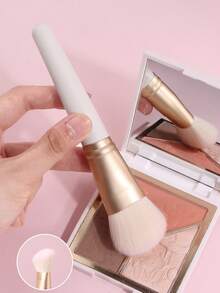 1Pc Slope Blush Brush, Soft Non-Shedding Multi-Function Makeup Brush For Cheek Contour, Portable Cosmetic Tool - White - View 2