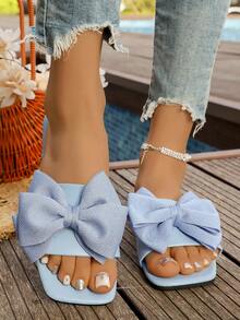 Mẫu mới năm 2026: Sandal xỏ ngón cổ điển có nơ, kiểu dáng thời trang, đa năng, đế bằng, một quai, thích hợp cho mùa xuân/hè. - Màu xanh nhạt - Xem 3