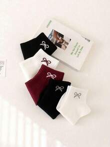 1/5 Paia di calzini corti da donna neri, bianchi, bordeaux multicolore con fiocco e polsino a costine, traspiranti, dolci e casual, adatti per uso quotidiano, casa e pendolarismo, tessuto confortevole, alla moda, sportivi, stile Ins, essenziali per le uscite quotidiane, adatti per esterno e interno, calzini semplici e interessanti, regalo per le vacanze, imperdibili per le foto, mix casuale - Multicolore - Visualizzare 4