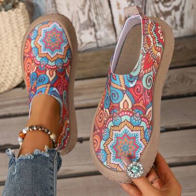 2026 Nouvelles Arrivées Femmes Floral Rétro Imprimé Mocassins, Design de Semelle Souple pour un Portage Facile ; Chaussures Décontractées, Légères et Respirantes, Convenant aux Femmes