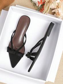 Women's Pointed Toe Flat Sandals, 2026 Spring/Summer New Versatile Soft Bottom Beach Sandals, Roman Style, Large Size 41-42,Holiday Essential - Black - View 5