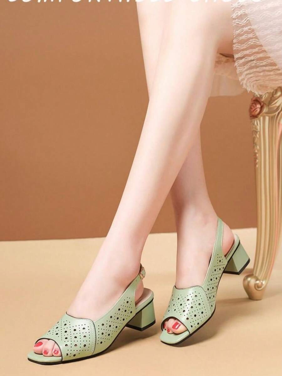 Giày sandal cao gót đính đá cho nữ, sandal quai cài thời trang, sandal cao gót đế dày thoải mái.