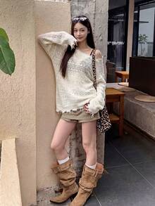 Phong cách mới Xuân/Hè 2026: Áo len dệt kim trắng viền thô khoét lỗ, áo len nữ có họa tiết đục lỗ, phong cách nữ tính ngọt ngào và thuần khiết, áo khoác chống nắng thanh lịch, phù hợp cho các lễ hội âm nhạc, kỳ nghỉ và hẹn hò. - Màu be - Xem 4