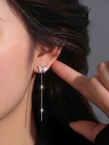 一对S925纯银蝴蝶流苏耳环，简约优雅风格，奢华闪耀，适合女性日常佩戴或派对高端礼品，时尚独特精致的珠宝礼物 - 蝴蝶 - 查看 5