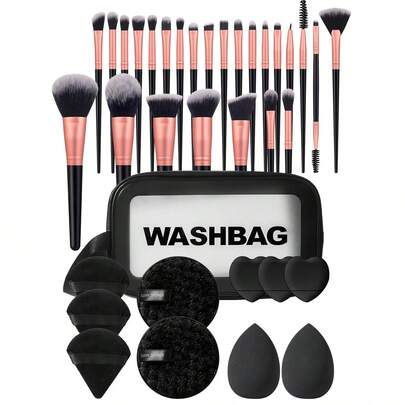 Bộ dụng cụ trang điểm 36 món bao gồm: Bộ 25 cọ trang điểm + 3 bông phấn tam giác + 2 miếng bọt biển rửa mặt + 2 miếng mút trang điểm + 3 bông phấn mini + 1 túi đựng mỹ phẩm và đồ dùng cá nhân đa năng có khóa kéo chống thấm nước