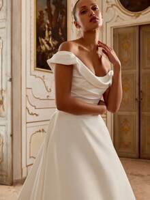Elegant Off-The-Shoulder Satin A-Line Wedding Dress With Cowl Neckline And Detachable Train, Featuring A Fitted Bodice, Flowing Skirt With Side Pockets, And A Button-Trimmed Back, Crafted From Premium Heavyweight Mikado Satin For A Smooth, Lustrous Finish, Designed For Spring Summer Fall Winter Indoor Grand Ballroom - trắng - Xem 2