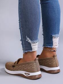 STEPREACH 新款女士休闲运动鞋，刺绣运动鞋，舒适轻便防滑透气平底鞋 - 咖啡棕 - 查看 6