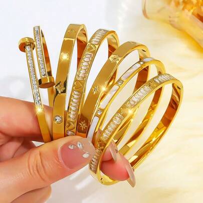 1pc Stainless Steel Rhinestone Octagram Clasp Bracelet, Textured Beaded Bangle, Fashionable & Versatile