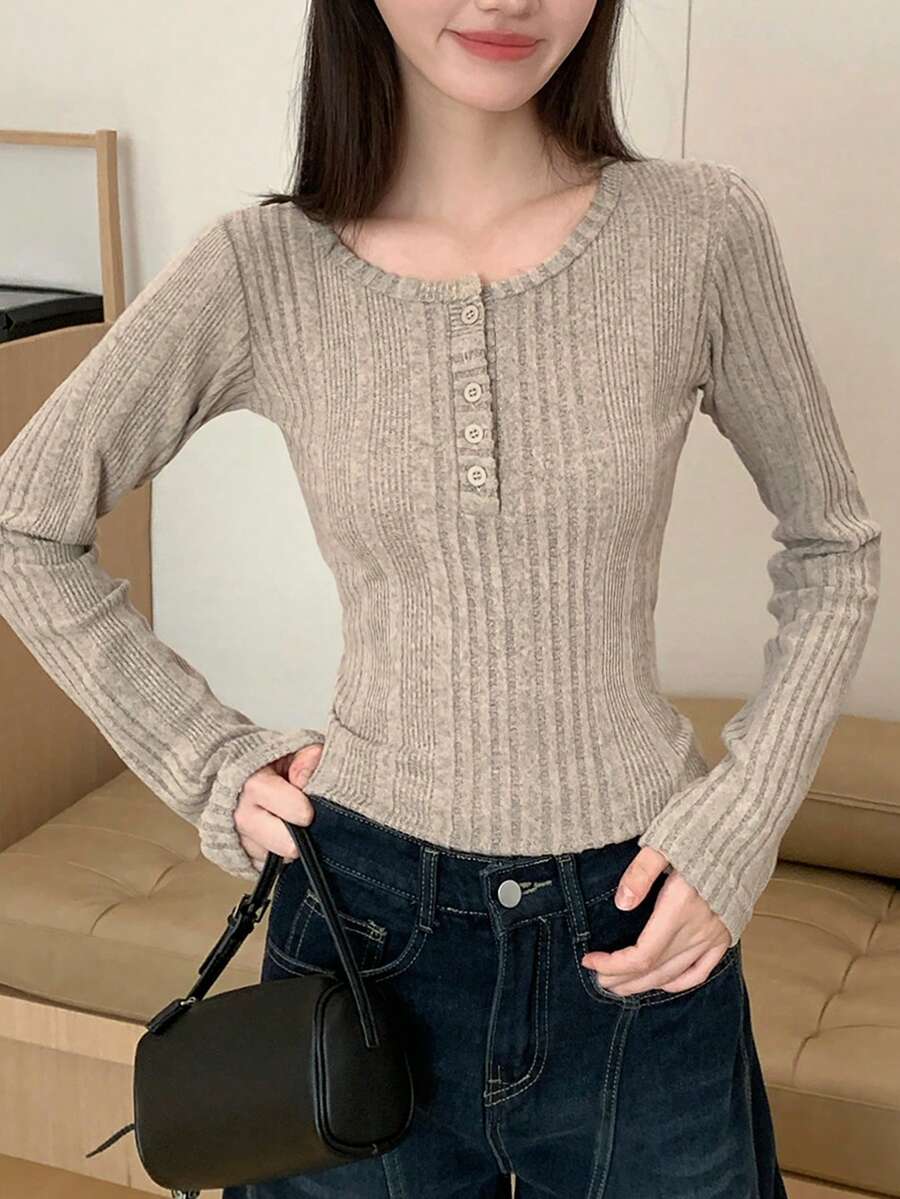 Áo thun dài tay dáng ôm tối giản, chất liệu gân, kiểu dáng thanh lịch, thích hợp mặc nhiều lớp cho nữ. - Màu bột yến mạch - Xem 1