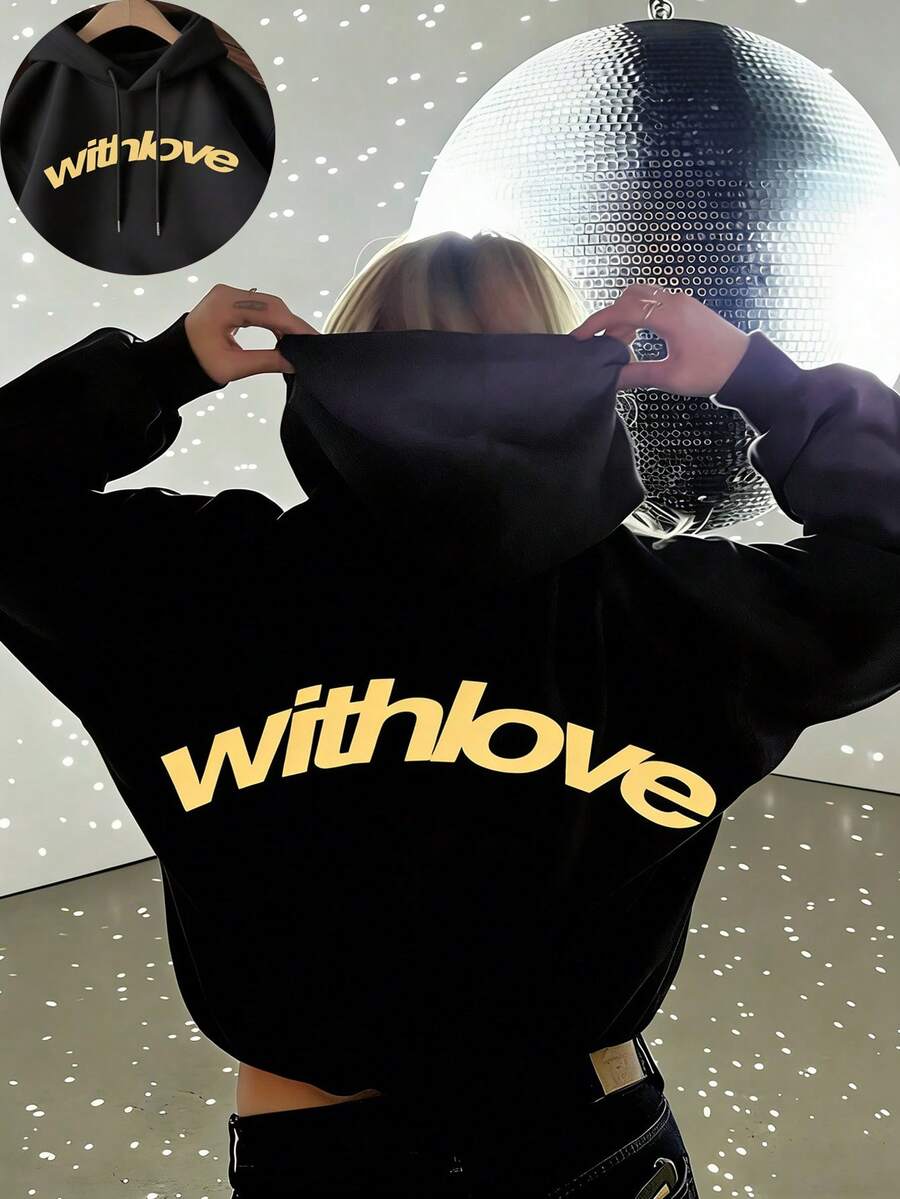 بلوزة رياضية بطبعة رسومية وشعار "Withlove" بأسلوب الشارع، مقاس كبير، ياقة دائرية، قصة فضفاضة، مناسبة للعطلات والسفر والشاطئ