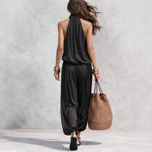 2026 Spring New V-Neck Waist-Cinching Ruffle Hem Elegant Dress Women's Set - Black - View 3