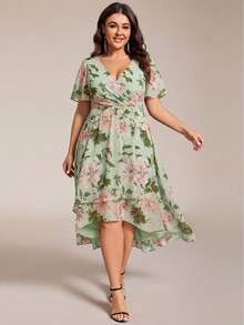EVERPRETTY Vestido de dama de honor de gasa con cuello en V y volantes con estampado floral, talla grande. Vestido de invitada de boda formal de noche con volantes florales y bajo asimétrico. - verde menta - Ver 3