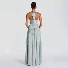 Women's Sexy Halter Neck Knitted Long Dress With Thigh Slit Elegant Formal Prom Gown With Ruched Details - 淺灰色 - 查看 2