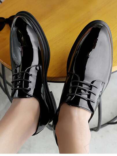 男士尖头平底亮面系带正装鞋，经典牛津鞋，黑色皮质婚鞋