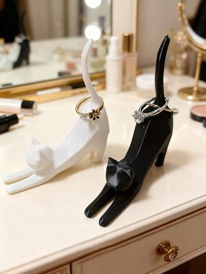 3D Printed Black & White Cat Shaped Ring Holder - Ideal For Displaying And Storing Wedding Rings, As Birthday Gift Or Office Decor. Excellent For Showcasing And Organizing Ladies' Jewelry, Also A Great Gift For Special Occasions. Vanity Decor