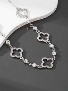 1pc Romantic, Delicate, Luxurious, High-End, Sweet, Lucky Diamond-Encrusted Hollow 4-Leaf Clover Pendant Necklace For Women - 銀色 - 查看 1