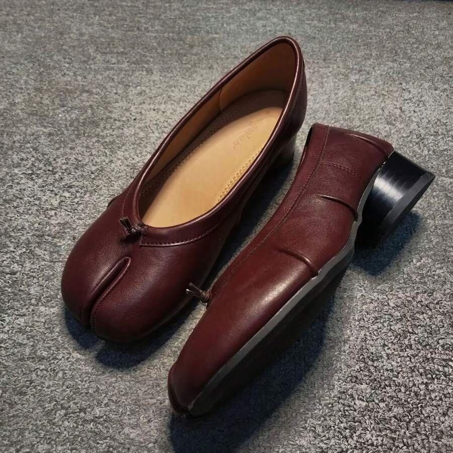Women Flats - Burgundy - View 1