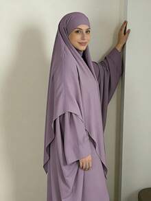 1条柔软透气亲肤的穆斯林头巾，长款设计，方便实用，私密性好，适合穆斯林女性日常佩戴、海滩度假等场合。 - 彩色 - 查看 3