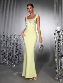 Sexy One-Shoulder Square Neck Sleeveless Sparkling Rhinestone Bodycon Mini Dress, Suitable For Dates, Singles Parties, Gatherings, Balls, Graduations, Galas, Weddings, Formal Occasions, Evening Gowns - Light Yellow - View 4