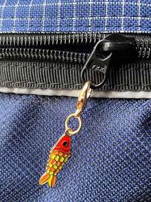 5pcs Set Of Small Fish Keychains In Assorted Colors, Versatile Hanging Accessories, Perfect Gift For Holiday Parties Gifts For Mother, Father, Graduation, And Teacher - Multicolor - View 3