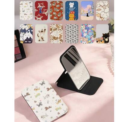 1个可爱卡通猫系列便携式化妆镜，可折叠轻巧手持镜，耐用PU皮革支架，用途广泛，可折叠方形口袋镜，饰有卡通猫、兔子、仓鼠图案，设计精致，可折叠结构，防刮擦，可靠便携。