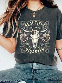 Orcacoatings Women's "Beautiful Disaster" Cow Skull Rose Western Graphic T-Shirt, Washed Crew Neck Short Sleeve Oversized Cowgirl Tee, Bestselling Boho Country Top,Women-Shirt Friends And Family Holiday Parties, Vacation Outfits Women - 黑色 - 查看 2