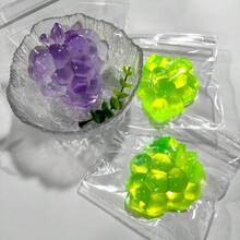逼真桑葚造型挤压玩具，软绵绵的水果葡萄减压玩具，柔软可捏 - 彩色 - 查看 13
