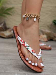 2026 Nuevas sandalias de dedo con estampado floral tejido para el verano, planas y antideslizantes de estilo casual para la calle y la playa, versátiles para las vacaciones - Blanco - Ver 5