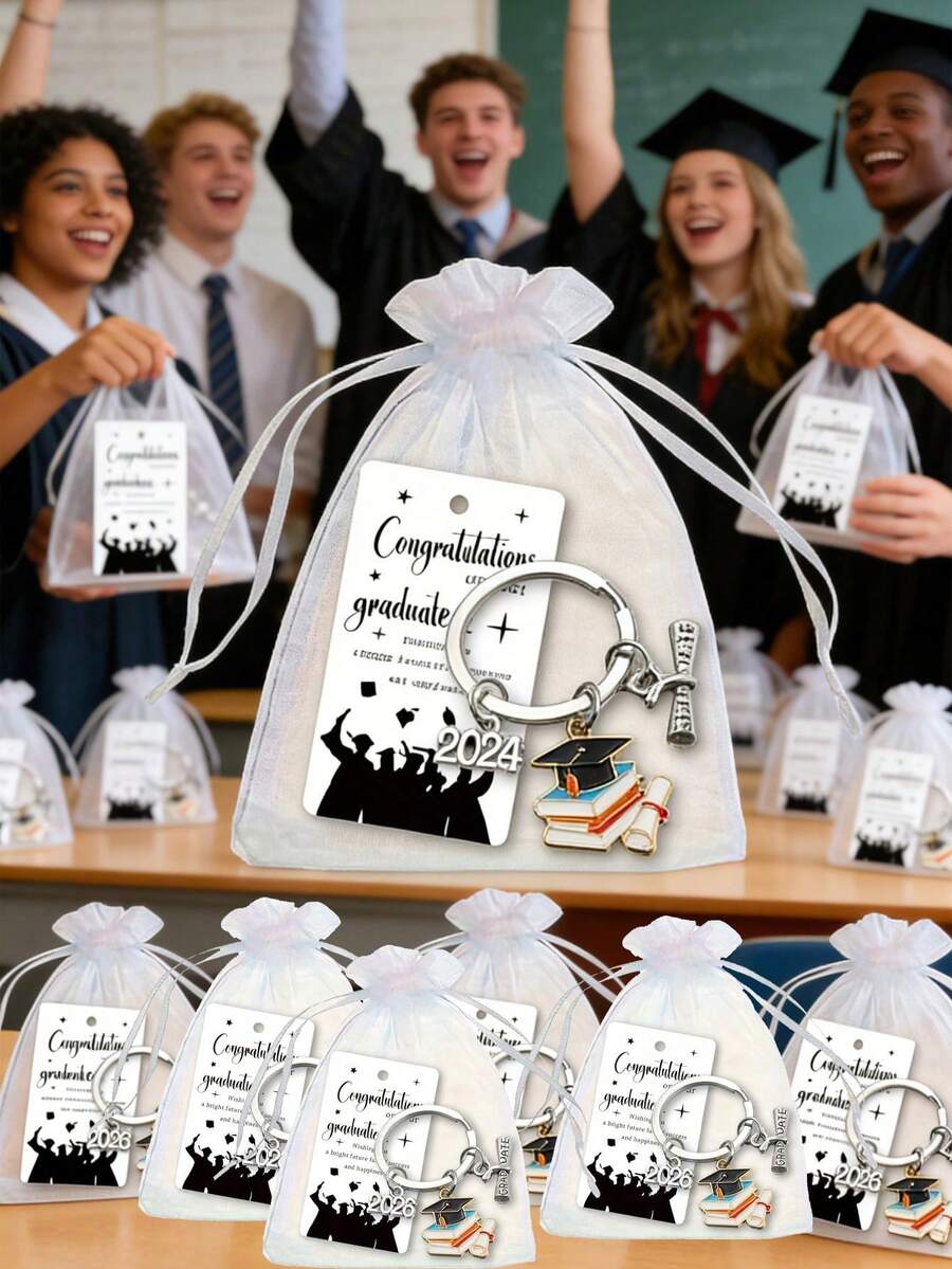 3pcs/Set 2026 Graduation Gift Set, Includes Keychain, Thank You Card And Chiffon Ribbon, Graduation Party Favors, Graduation Cap Shaped Keychain Decor, 2026 Graduation Gift, Graduation Ceremony Souvenir, Suitable For Graduation Gifts, Adult Party Favors, Gifts For Her/Him - View 1