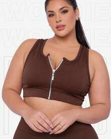 WOLFOC Women's Plus Size Cropped Fitness Top With Zipper And Removable Pads In Suplex Polyester - Rust Brown - View 4