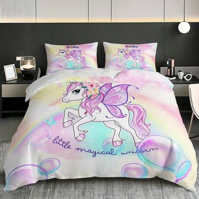 3件套独角兽印花被套，面料柔软透气，可机洗，四季皆宜（1个被套+2个枕套，不含被芯），是卧室和客房床上用品装饰的理想之选。