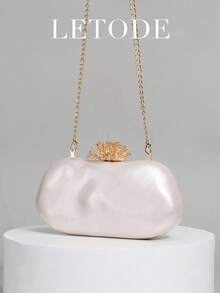 Nova Bolsa de Mão em Forma de Nuvem de Acrílico e Metal com Floral, Adequada para Festa, Casamento Romântico, Bolsa de Ombro com Corrente para Primavera/Verão, Bolsa de Noiva, Vestido de Baile Formal, Bolsa de Vestido de Festa Elegante. Perfeita para Festa, Casamento, Baile de Formatura, Eventos de Gala, Combinando com Vestido de Festa de Feriado, Vestido Formal, Vestido Sequin, Também um Item Essencial para Formatura, Baile de Formatura e Outras Ocasiões, Combina Bem com Vestido de Formatura, Vestido de Baile de Formatura - Bege - Visão 7